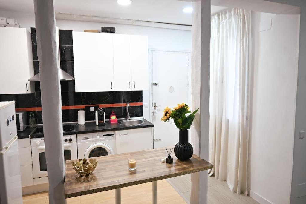 Agradable Apartamento Temporal De 1 Dormitorio En Madrid Pez30 Appartement Buitenkant foto